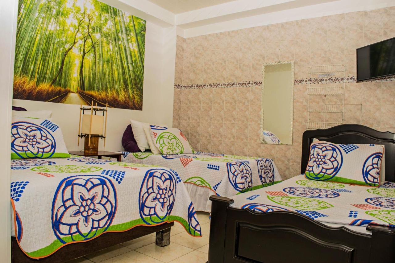 Hostal Tequendama Martha Santamaria Cali Exteriér fotografie